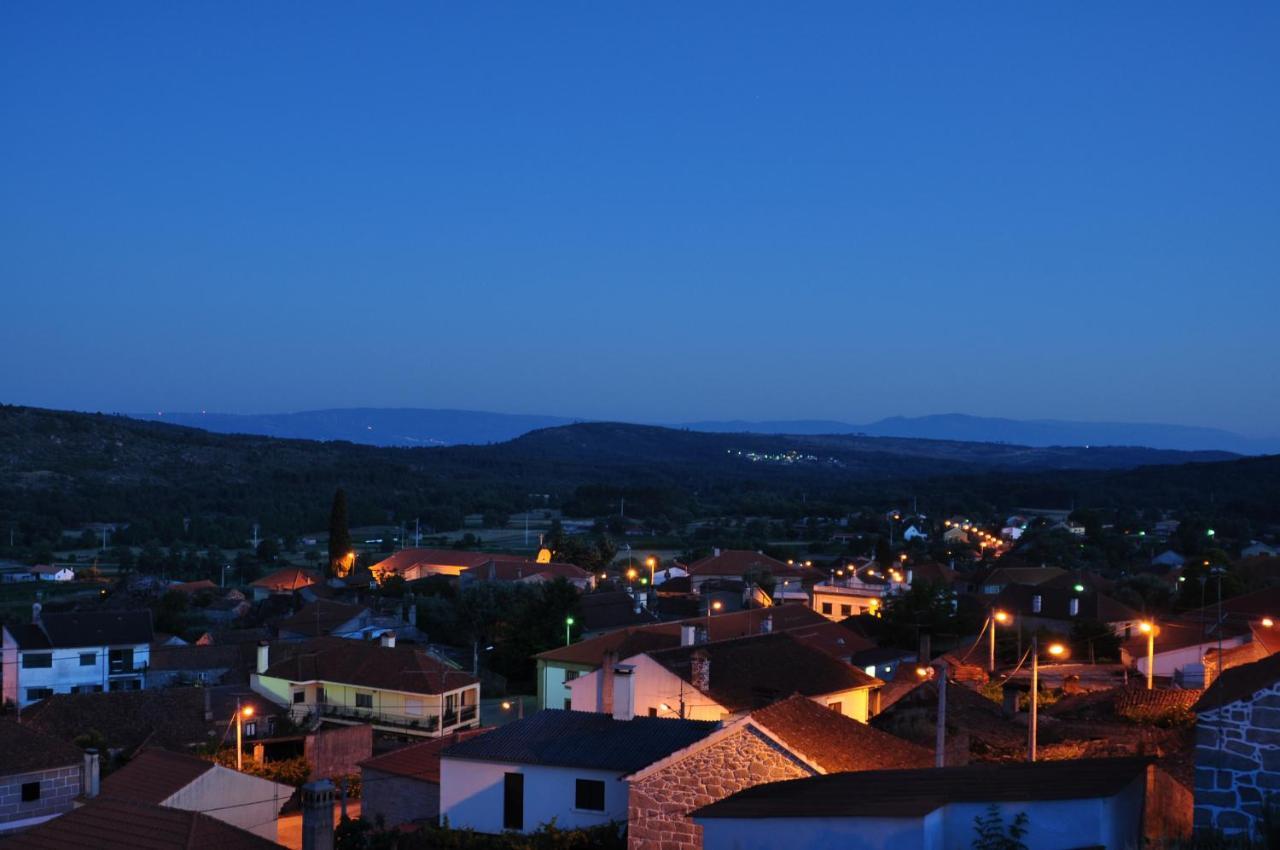 Вилла Pinheirinhos - Quinta De Sao Caetano Carapito Экстерьер фото