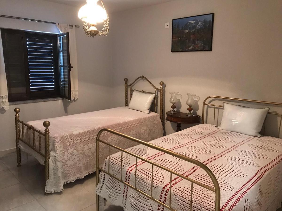 Вилла Pinheirinhos - Quinta De Sao Caetano Carapito Экстерьер фото